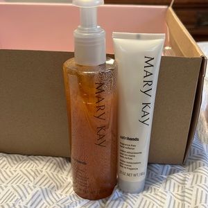 Mary kay satin hands